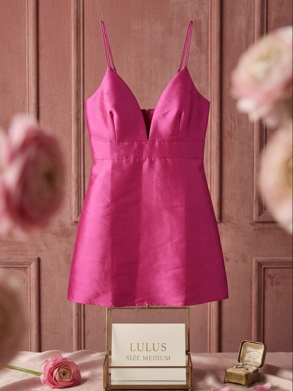 LULUS Glamorous Life Ladie’s Hot Pink Strappy Mini Dress Shiny Taffeta Vneck M